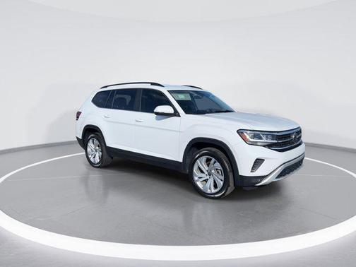 2022 Volkswagen Atlas 3.6L SE w/Technology