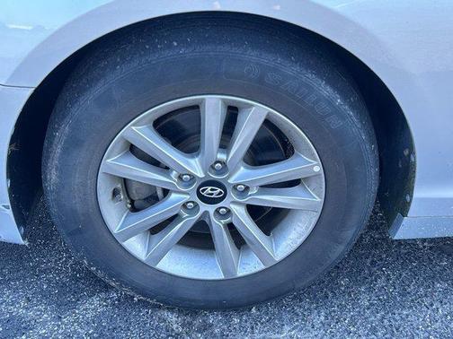 2017 Hyundai SONATA Base