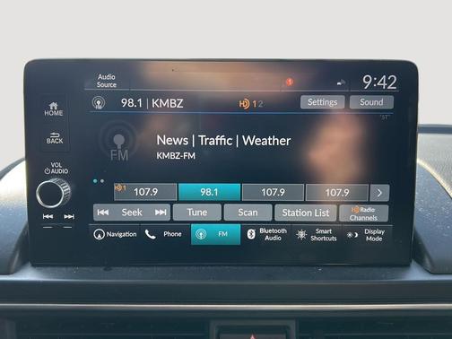 Crystal Black Pearl 2023 Honda Pilot Touring 8-Passenger