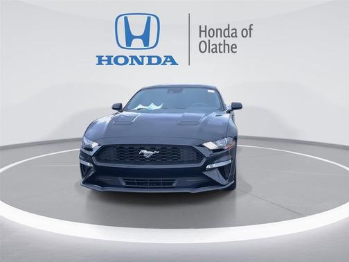 2021 Ford Mustang EcoBoost