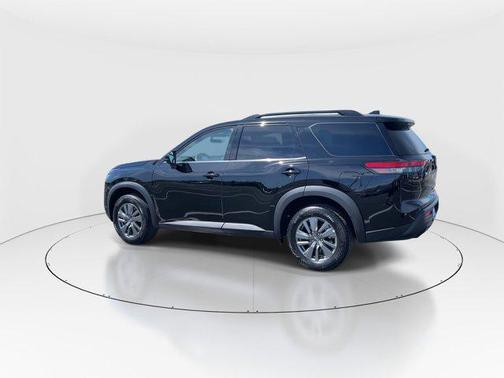 2024 Nissan Pathfinder SV 4WD