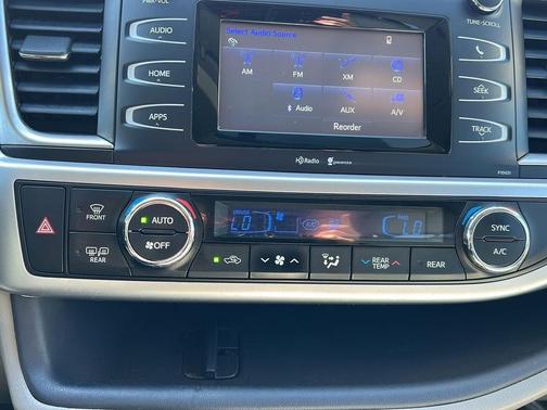 Shoreline Blue Pearl 2014 Toyota Highlander LE Plus