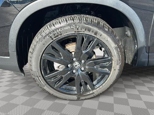 Crystal Black Pearl 2019 Honda Passport Sport