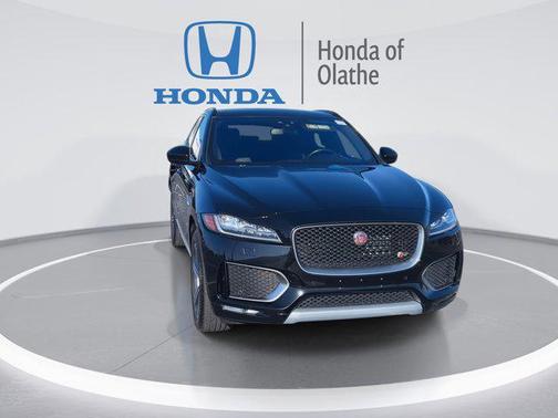 2018 Jaguar F-PACE S