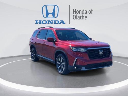2025 Honda Pilot Touring 8-Passenger