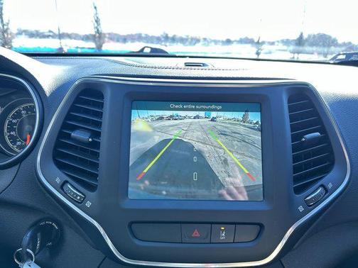 2022 Jeep Cherokee X 4x4