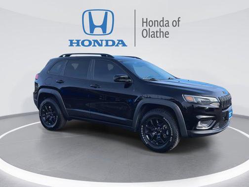 2022 Jeep Cherokee X 4x4