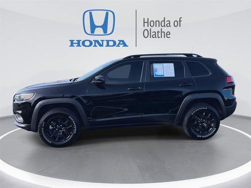 2022 Jeep Cherokee X 4x4