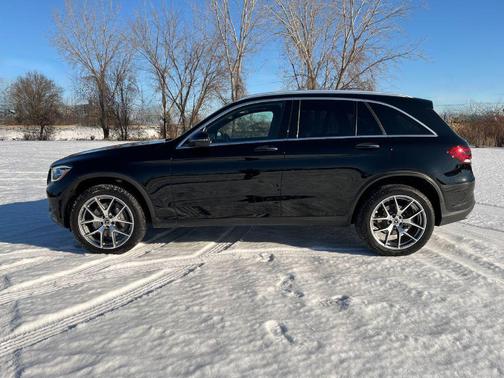 2022 Mercedes-Benz GLC 300 4MATIC