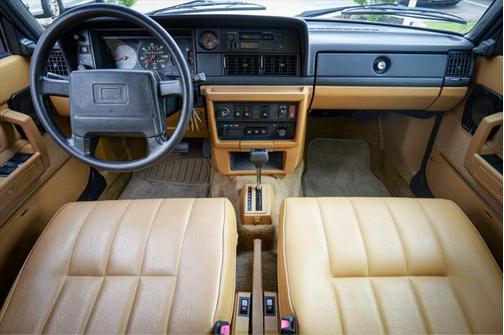 1990 Volvo 240 BASE