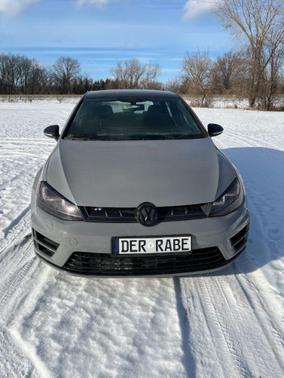 2015 Volkswagen Golf R 4-Door