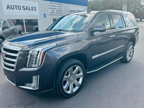 2018 Cadillac Escalade Luxury