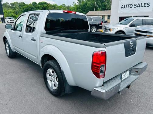 Brilliant Silver 2012 Nissan Frontier SV