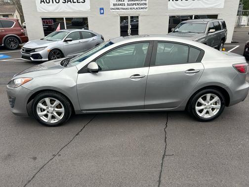 2010 Mazda Mazda3 i Touring