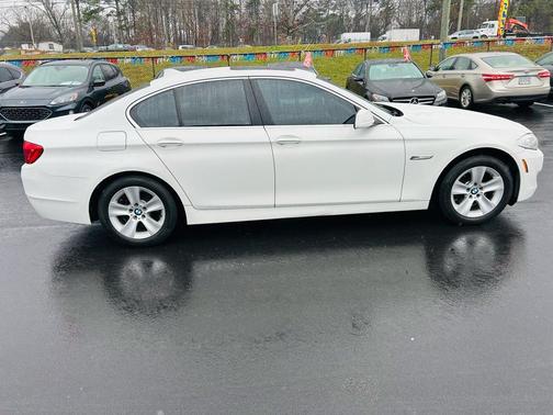 2012 BMW 528 528i