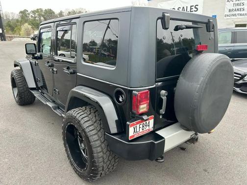 2010 Jeep Wrangler Unlimited Sahara