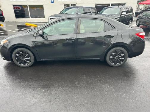 2015 Toyota Corolla LE Plus