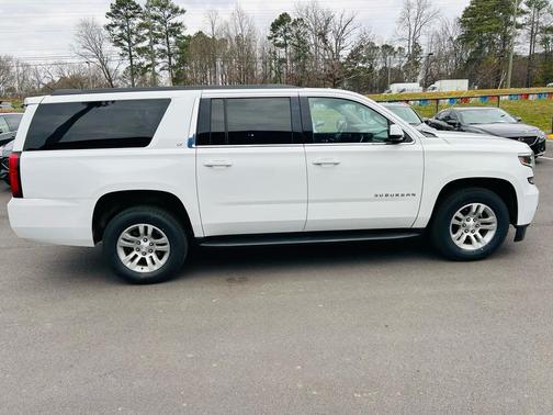 2019 Chevrolet Suburban LT