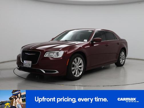 2019 Chrysler 300 Touring