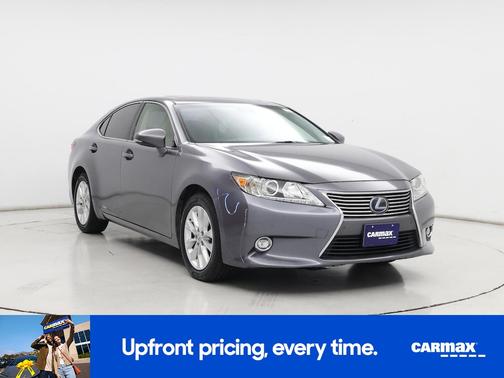 2015 Lexus ES 300h 