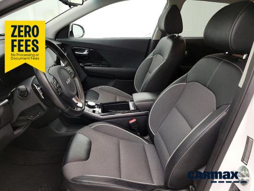 White 2022 Kia Niro EV S