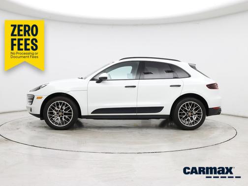 White 2018 Porsche Macan Sport Edition