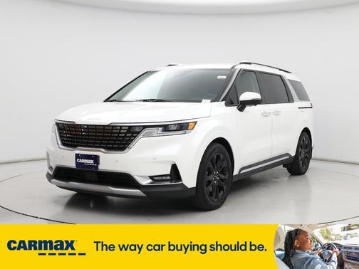2022 Kia Carnival SX