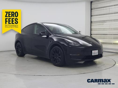 Black 2023 Tesla Model Y Long Range