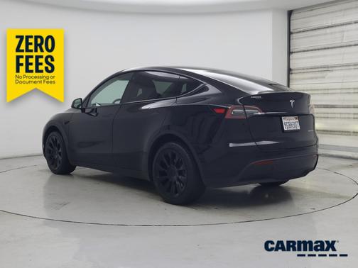 Black 2023 Tesla Model Y Long Range