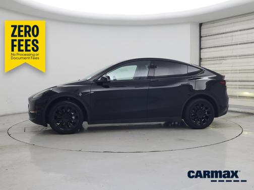Black 2023 Tesla Model Y Long Range