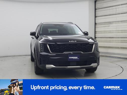 Black 2024 Kia Sorento S