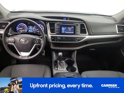 2016 Toyota Highlander LE