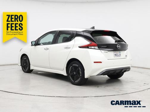 White 2024 Nissan Leaf SV Plus