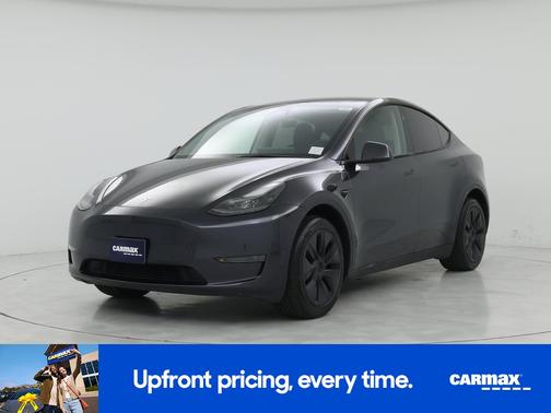 Gray 2025 Tesla Model Y Long Range