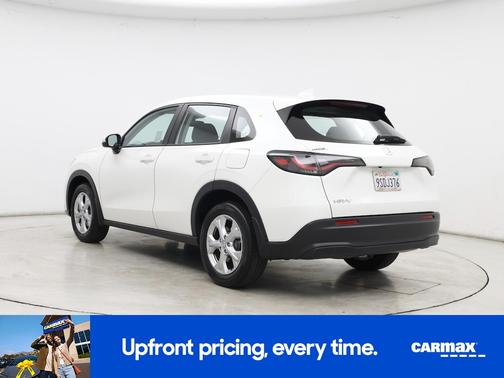 White 2025 Honda HR-V LX