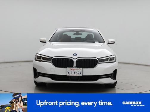 2022 BMW 530e 