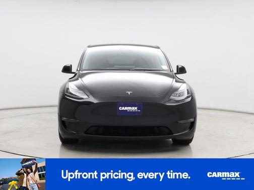 Black 2023 Tesla Model Y Performance