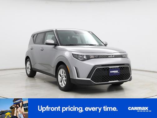 Silver 2025 Kia Soul LX