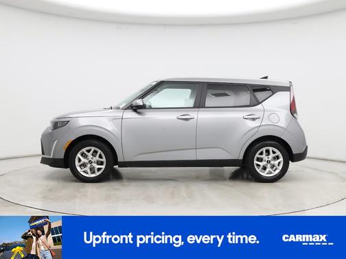 Silver 2025 Kia Soul LX