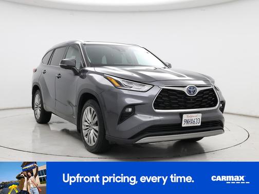 2023 Toyota Highlander Hybrid Platinum