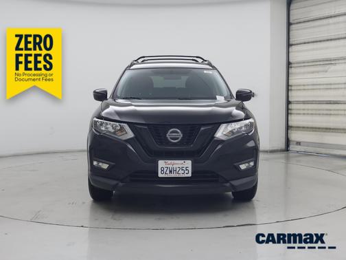 Black 2018 Nissan Rogue SV