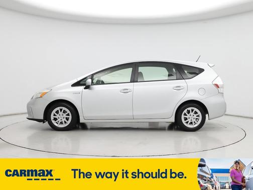 2013 Toyota Prius v Three
