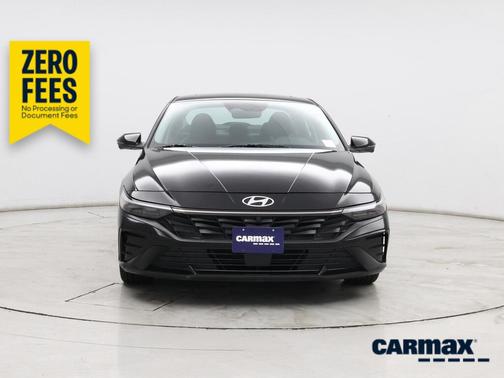 Black 2024 Hyundai ELANTRA Limited
