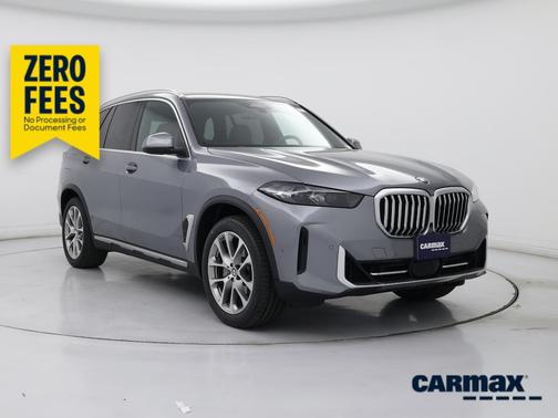 Gray 2024 BMW X5 sDrive40i
