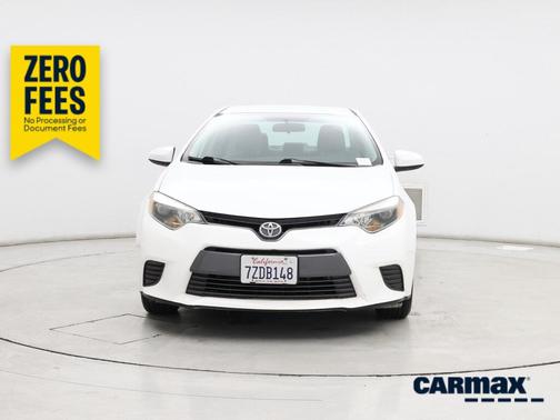 White 2016 Toyota Corolla LE