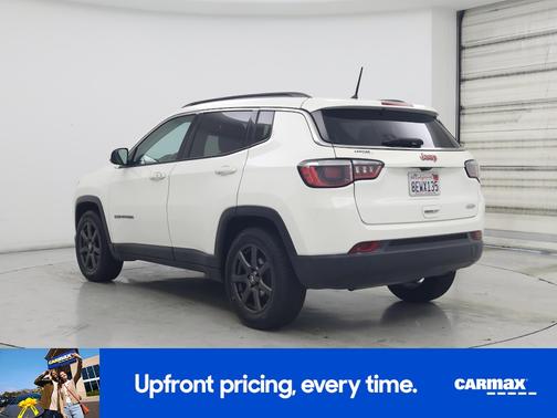 White 2018 Jeep Compass Latitude