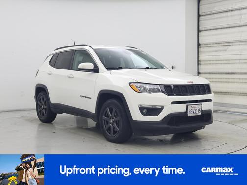 White 2018 Jeep Compass Latitude