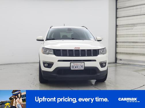 White 2018 Jeep Compass Latitude
