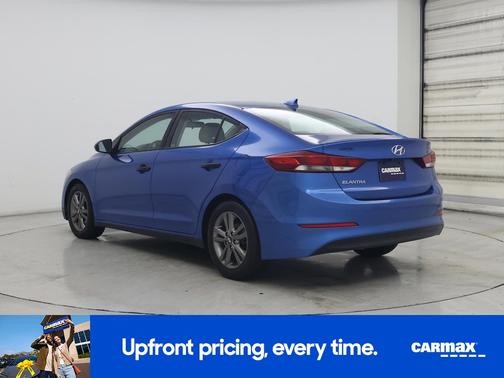 2018 Hyundai ELANTRA SE