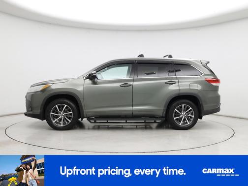 Green 2018 Toyota Highlander XLE